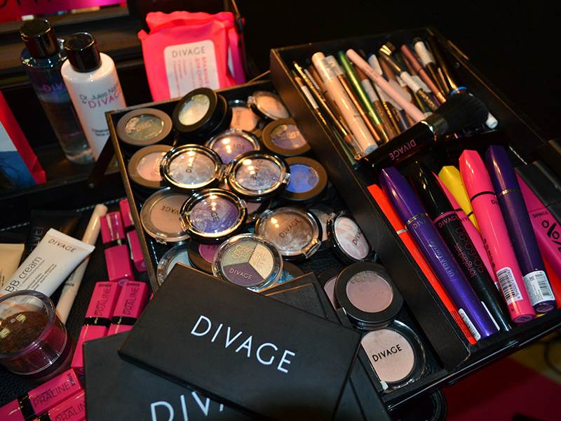 DIVAGE    BEAUTY DAY   